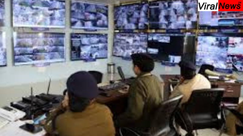 महाकुंभ पर झूठी जानकारी फैलाने वाले 54 अकाउंट पर FIR