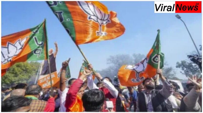 दिल्ली में बीजेपी की जीत, प्रवेश वर्मा, नितिन गडकरी, प्रमोद सावंत ने दी बधाई